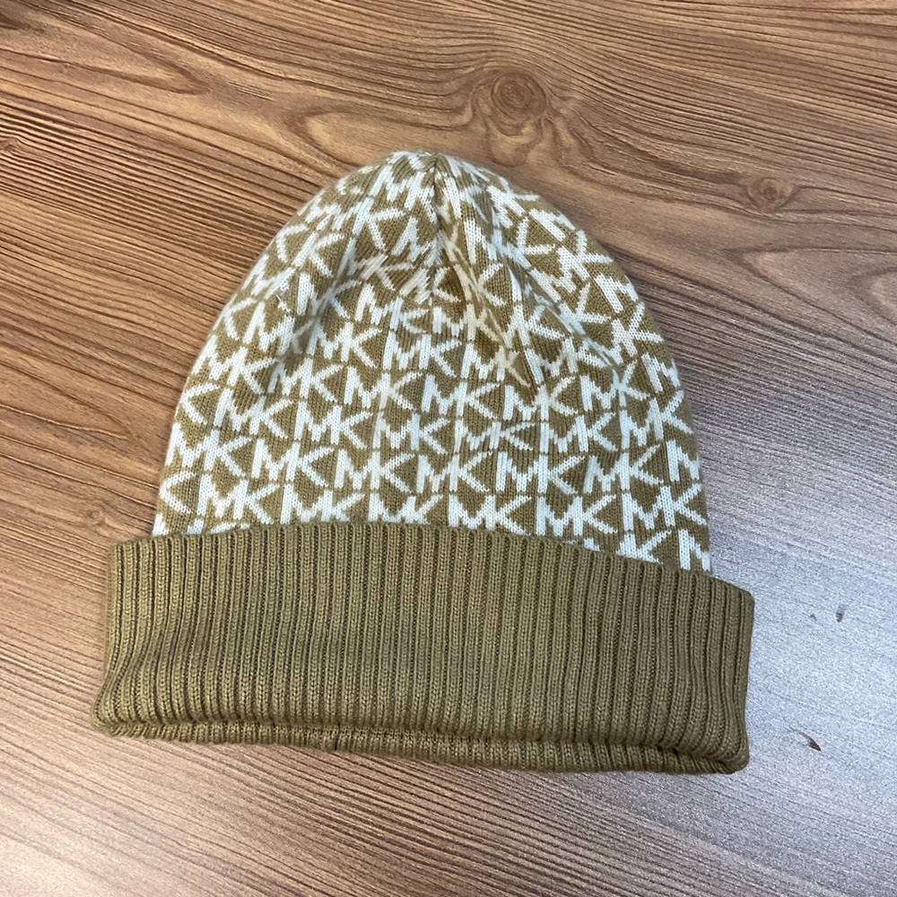 Michael Kors MK Logo Knit Beanie Tan Cream Cuffed Winter Hat